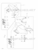 Sitz hinten und vorne (Motorabdeckung)