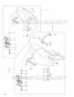 Sitz hinten und vorne (Motorabdeckung)